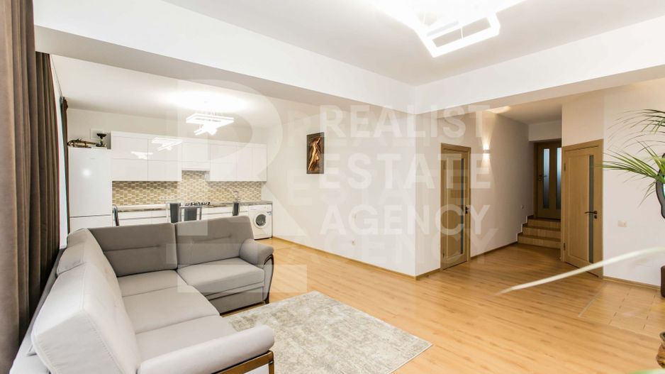 Chirie, casă, 3 nivele, 5 camere, str. Timiș, Centru - Poză 15