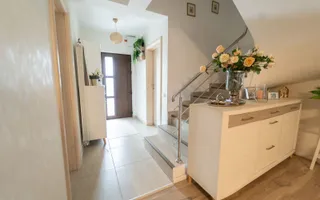 Casa P+1+M gata de mutare situata pe Strada 1 Mai din Popesti-Leordeni - Poză 11
