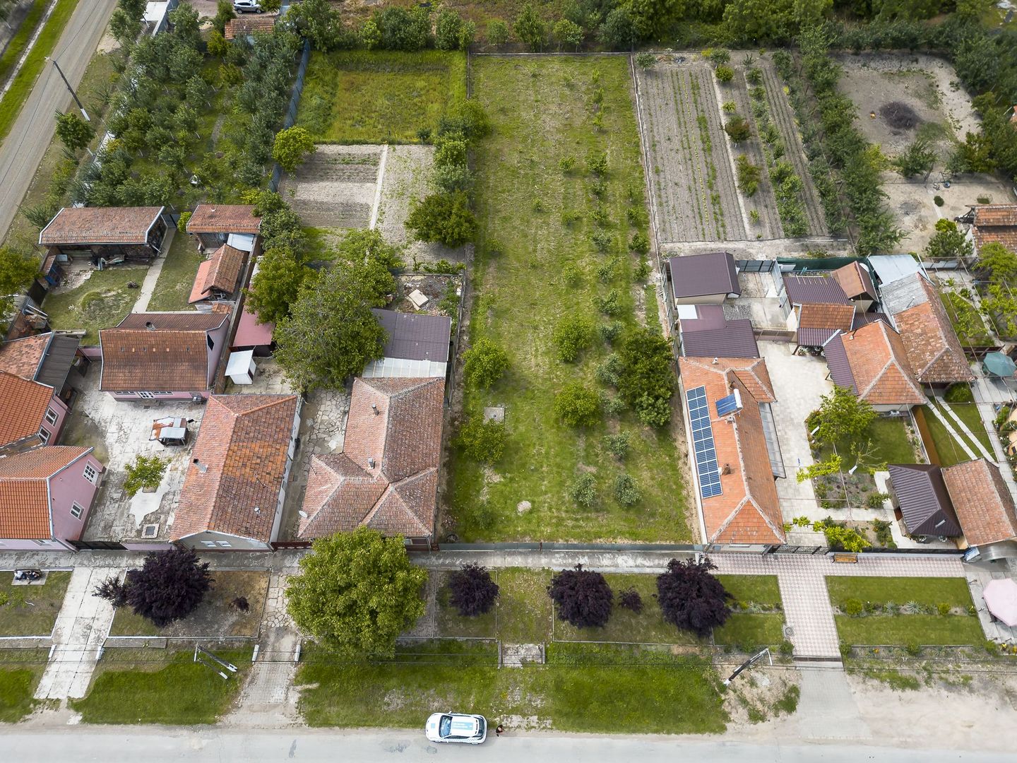 Teren intravilan in comuna Cermei - Poză 9