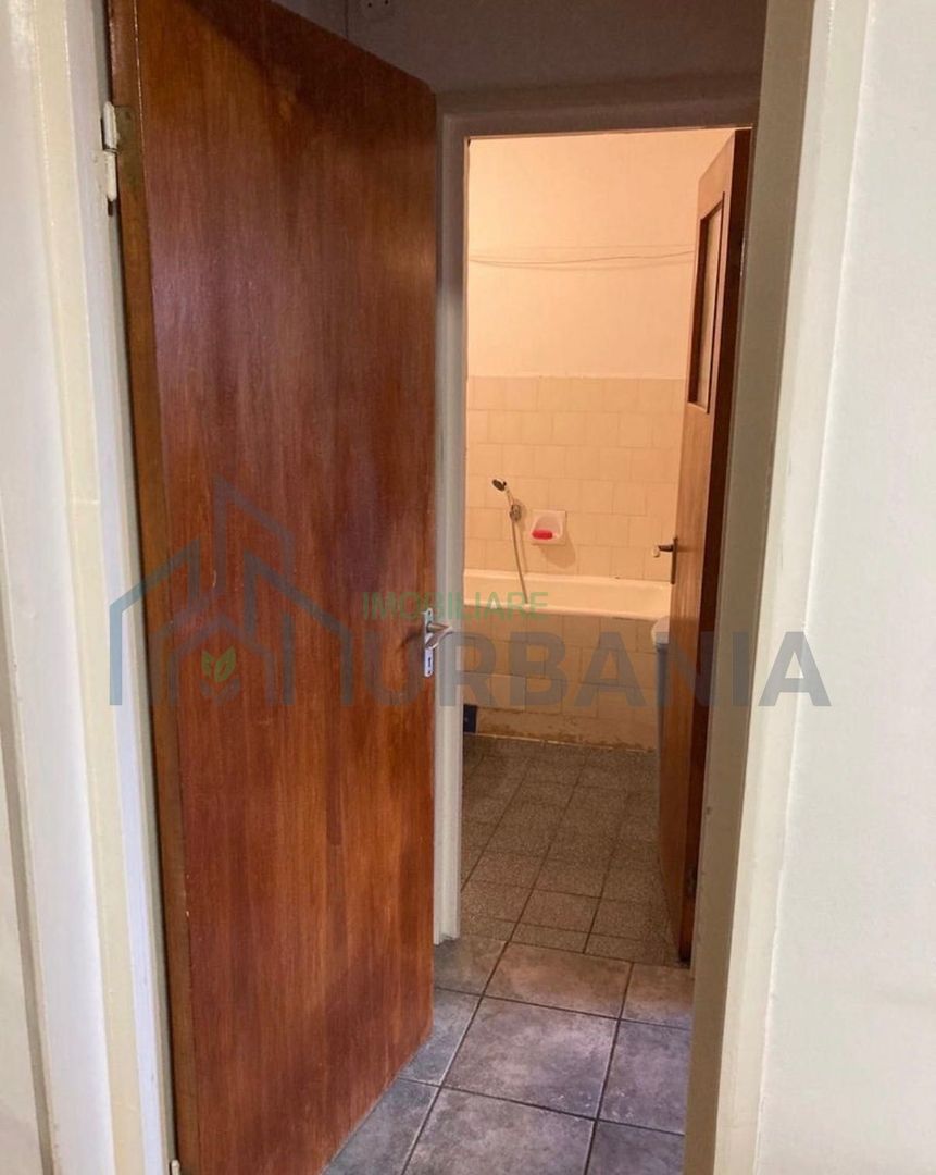 Apartament de vanzare 2 camere Copou Bulevardul Carol - Poză 4