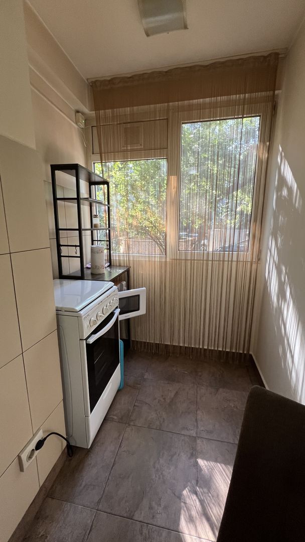 Apartament confortabil in zona Constructorilor, Crangasi - Poză 6
