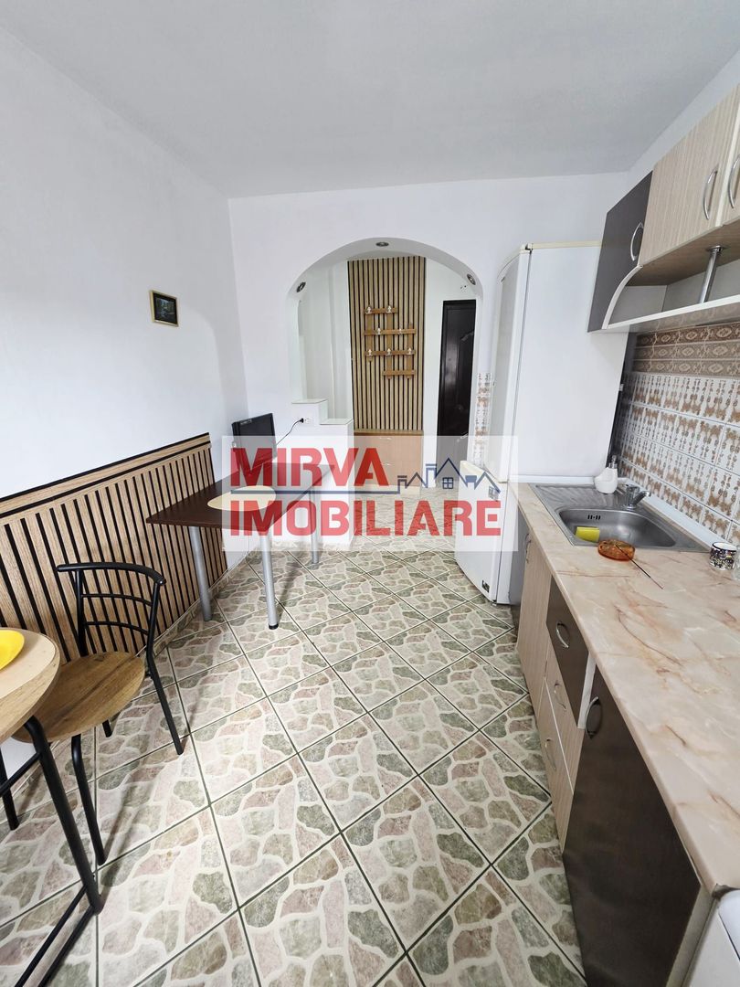 Apartament 2 camere decomandat, mobilat și utilat – Bld.Bucuresti - Poză 9