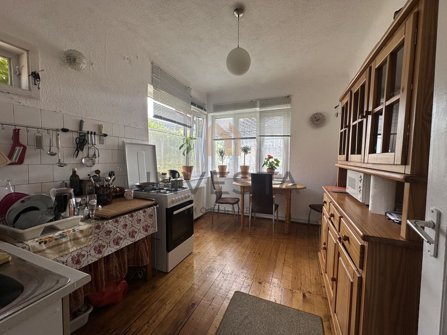 Casă cu teren de 890 mp/ Cartier Gruia - Poză 4