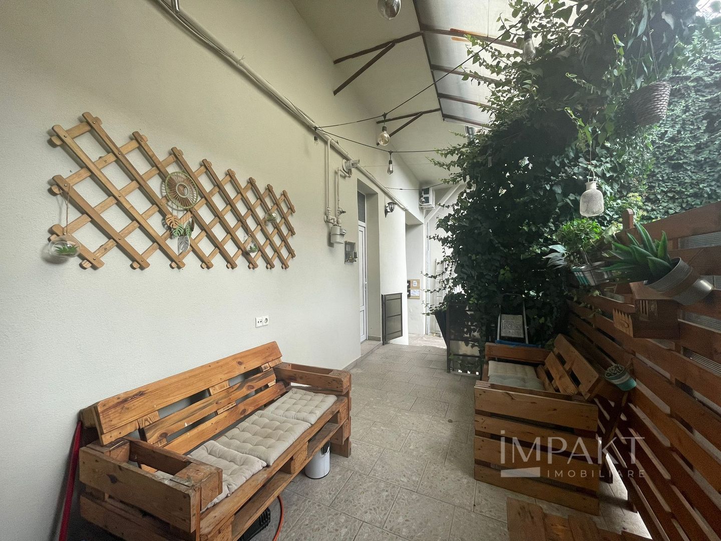 Apartament la casa cu 3 camere de inchiriat - Poză 16