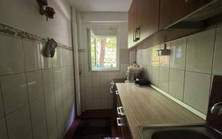 2 camere || DECOMANDAT || DOROBANTI - Poză 4