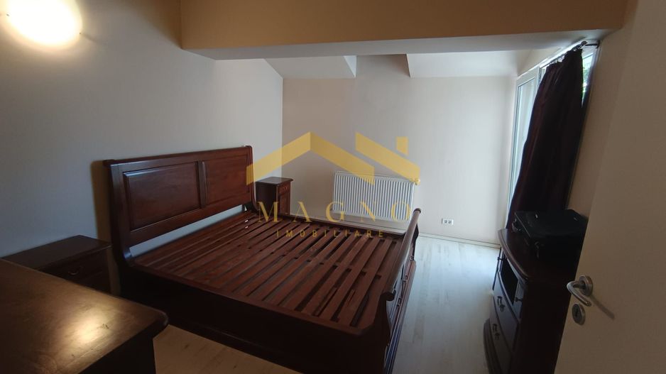 CASA SPATIOASA CU 4 CAMERE CARTIER GRADISTE - Poză 23
