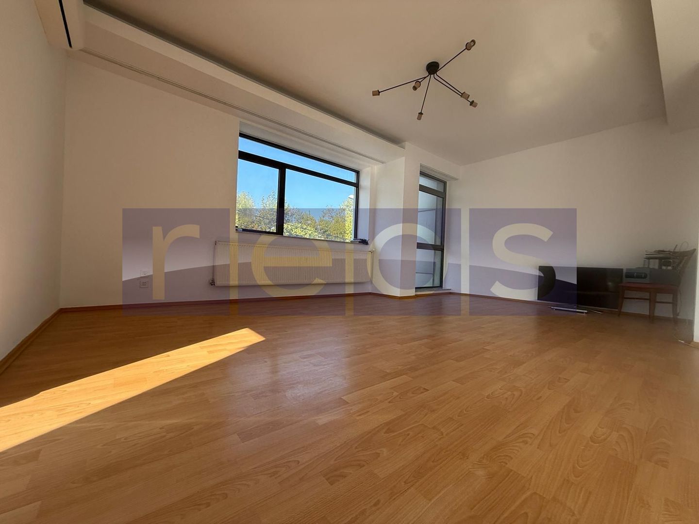 De inchiriat apartament 4 camere Calea Floreasca 140 mp recent renovat - Poză 5