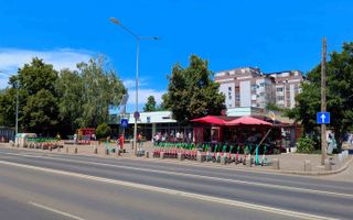 Investiție Sigură! Casă Lângă Metrou și Facilități Complete - Poză 20