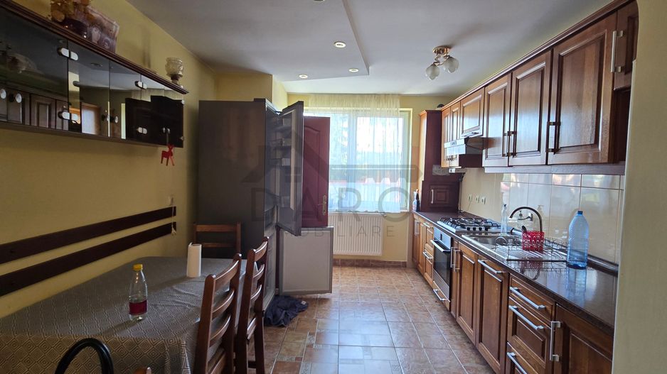 Chirie in 7 noiembrie , zona UMF, 3 camere decomandate - Poză 9