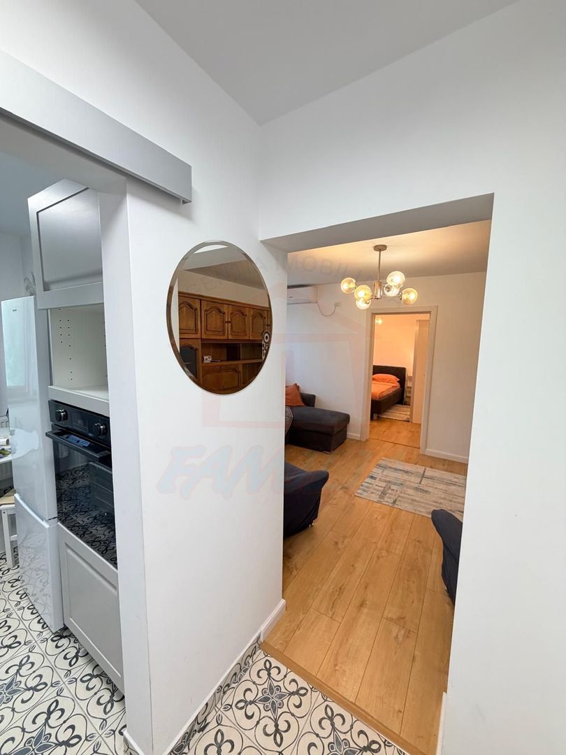 APARTAMENT CU 3 CAMERE DE ÎNCHIRIAT | ETAJ 3 | ȚIGLINA 1 - Poză 12