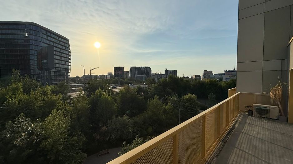 SPAȚIU BIROU - HERĂSTRĂU-AVIAȚIEI - LUX - Poză 13