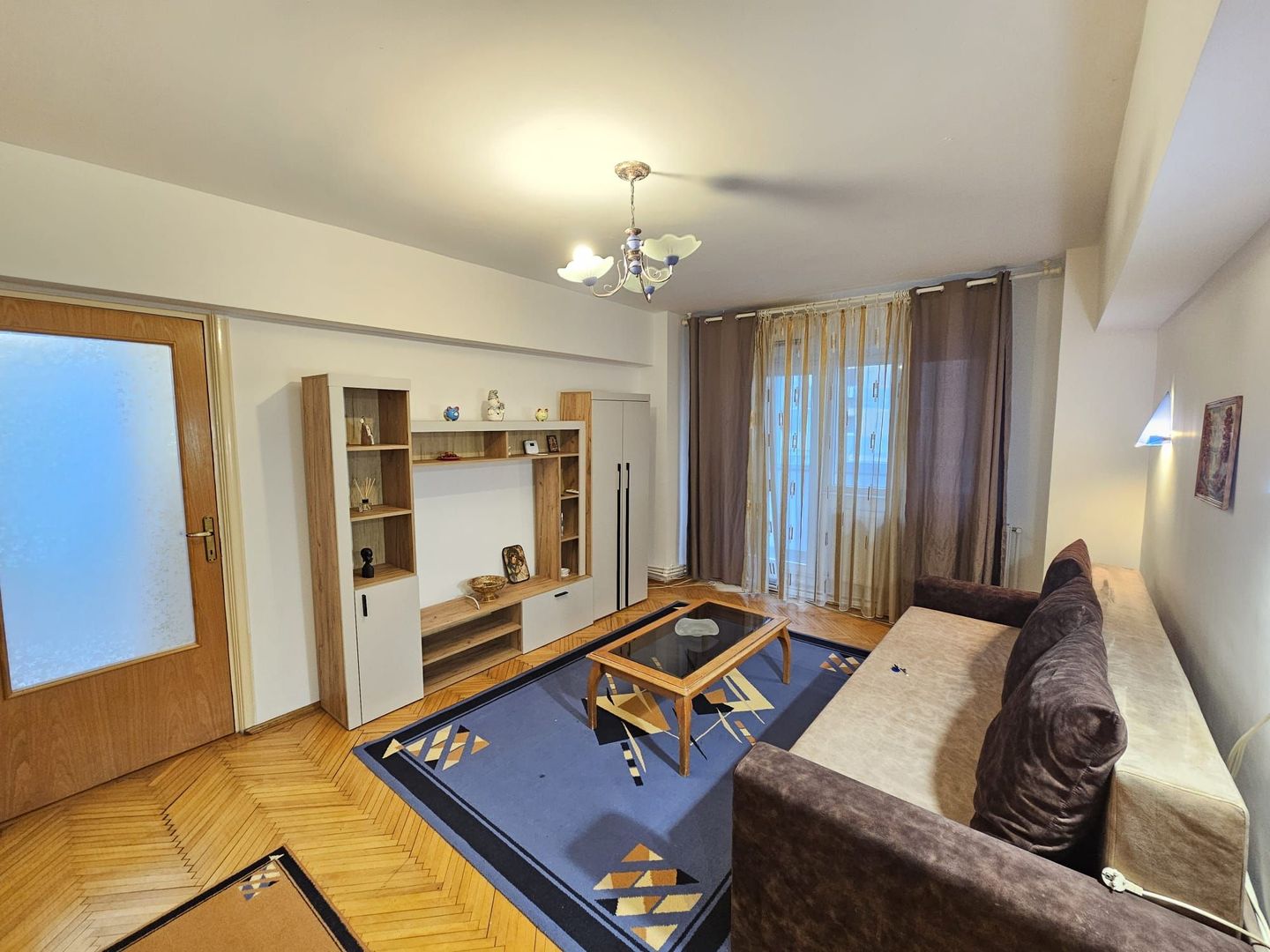 Apartament 3 camere de vanzare, zona Mosilor/Obor, centrala proprie - Poză 2