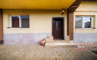 CASĂ CU TEREN 262 MP ȘI SPAȚIU COMERCIAL – SECTOR 4, BUCUREȘTI - Poză 4