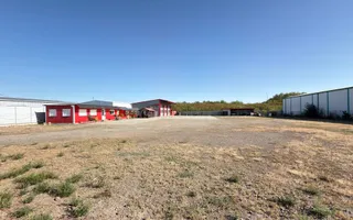 Inchiriere Hală Garaj/ Clădire de birouri-Teren 4000 mp – Carei - Poză 20
