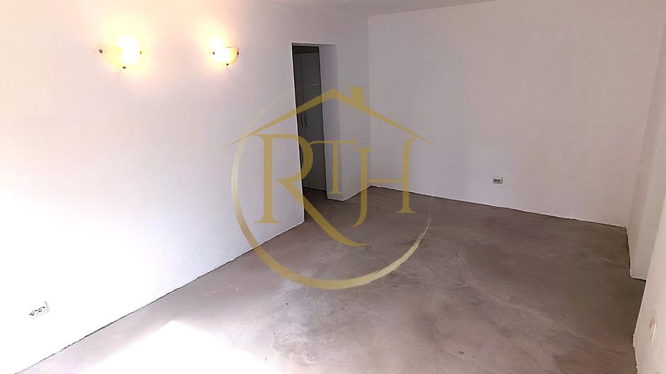 De vanzare apartament 2 camere zona centrala, comision ,,0" - Poză 5