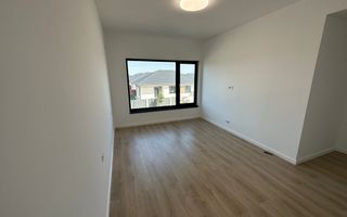 O oază de liniște și eleganță contemporană în inima Tunariului - Poză 16