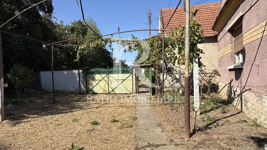 Casa Demolabila | 1995mp teren | Posoloaca | Bihor - Poză 2