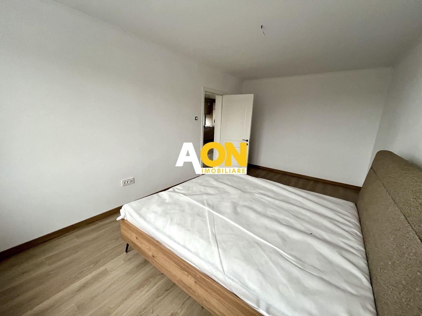 1/2 Duplex, 5 Camere, Prima Închiriere, Zona Piață Cetate - Poză 5