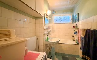 4 camere decomandate etaj intermediar, zona ''La Terenuri" - Poză 6