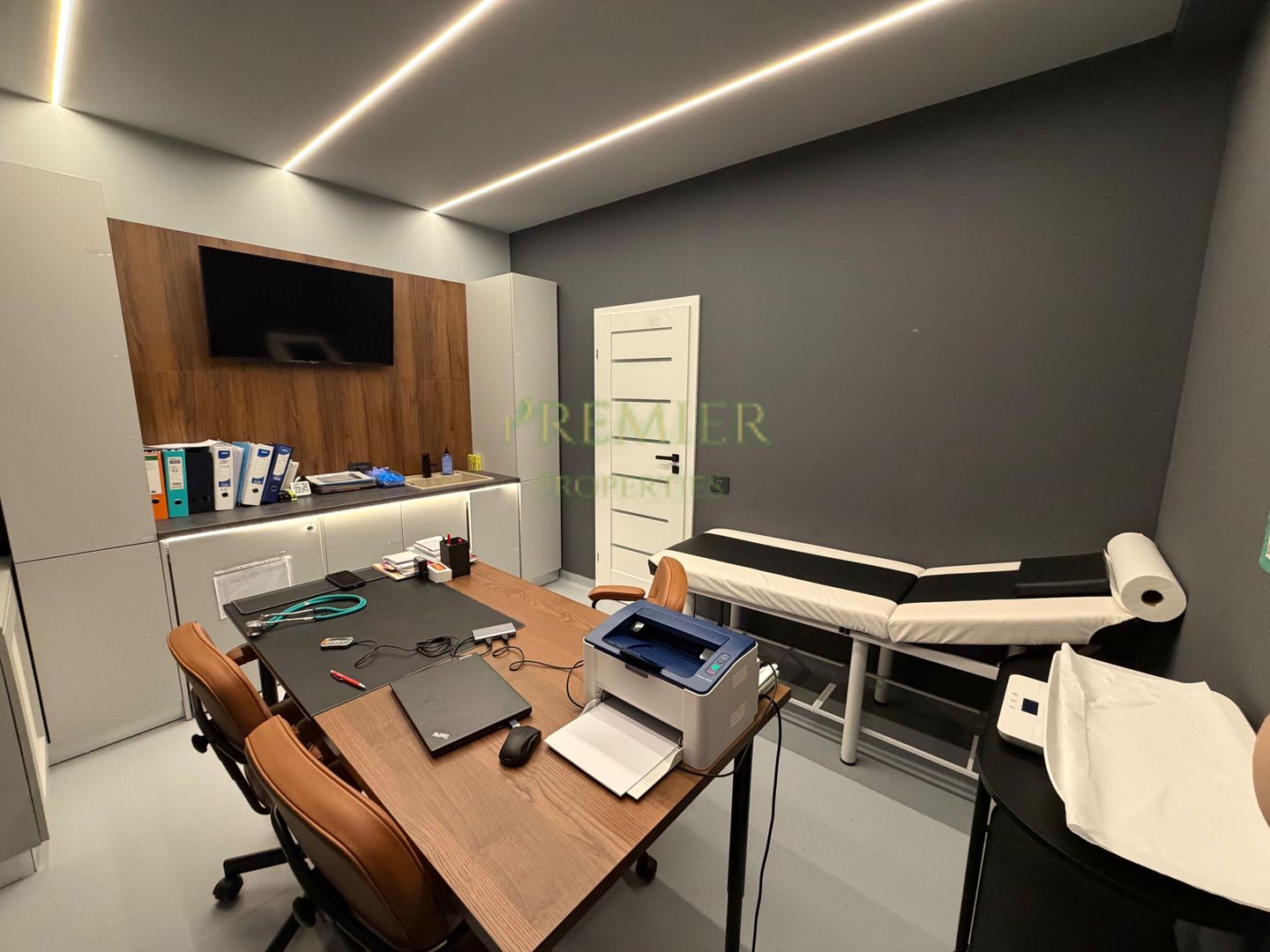 Clinica Medicala  amenajata pentru inchiriat caen 8690 disponibila - Poză 7