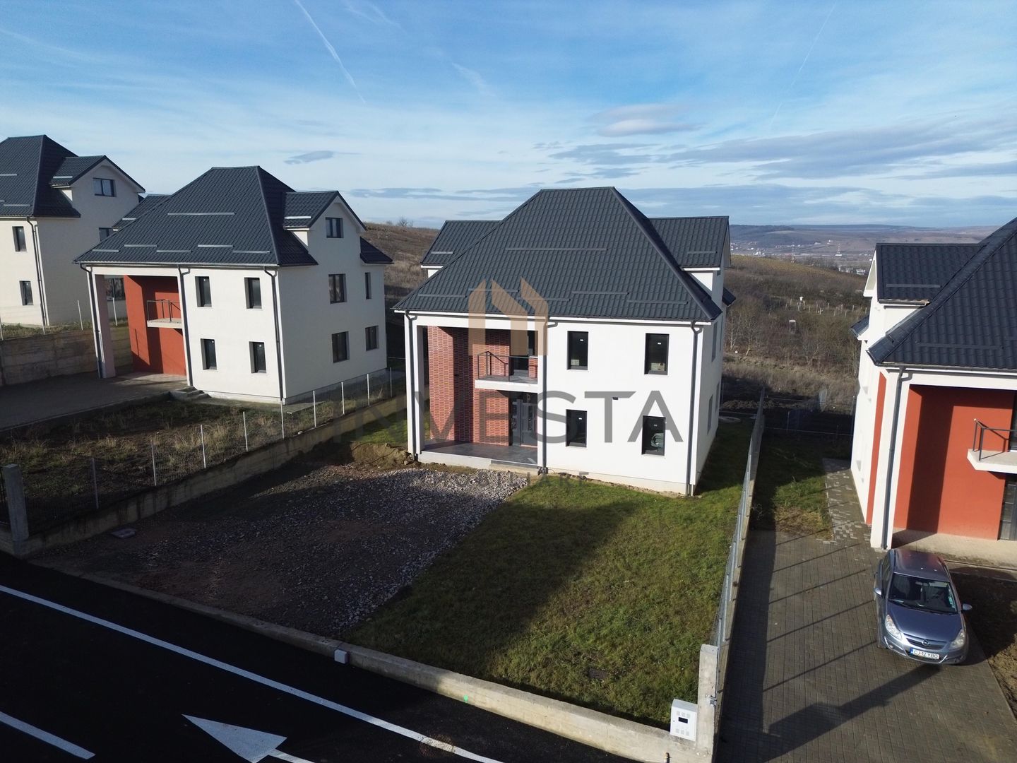 Calitate Premium/Casa individuala/Strada noua - Poză 2