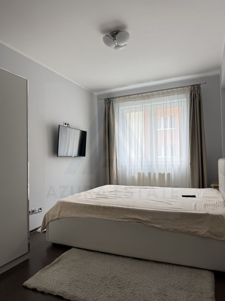 Apartament modern 50 mp utili etaj 2 lift si parcare privata Terezian - Poză 3
