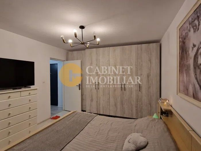 Apartament Decomandat Etaj 1-52 Mp Bloc 1985 -Frumoasa - Poză 1