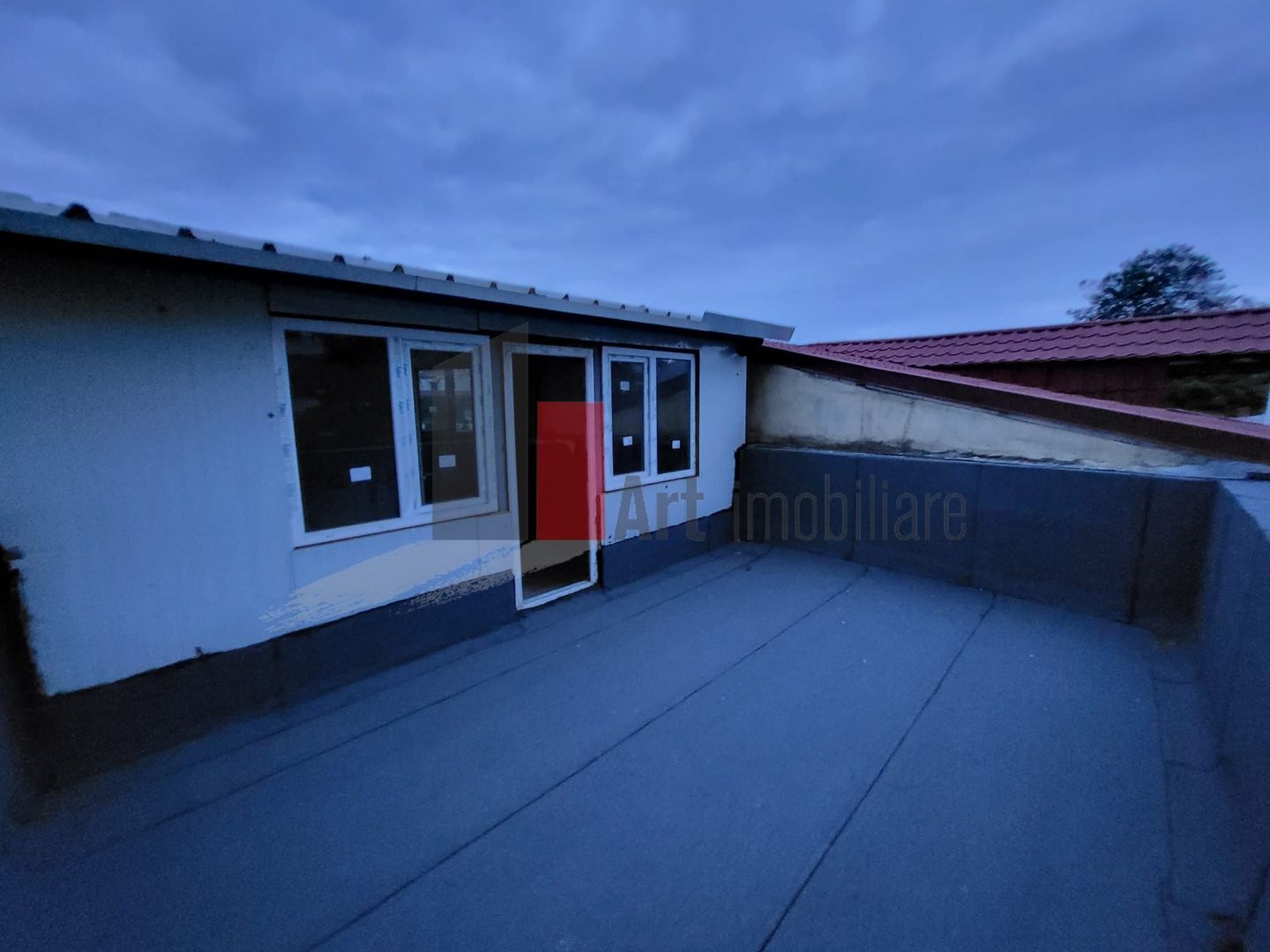 Casa "YENI" , constructie 2002, finisata complet - Poză 20