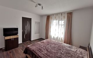 SOLD/ VANDUT Casa cu 6 camere in Valea Dacilor Constanta - Poză 5