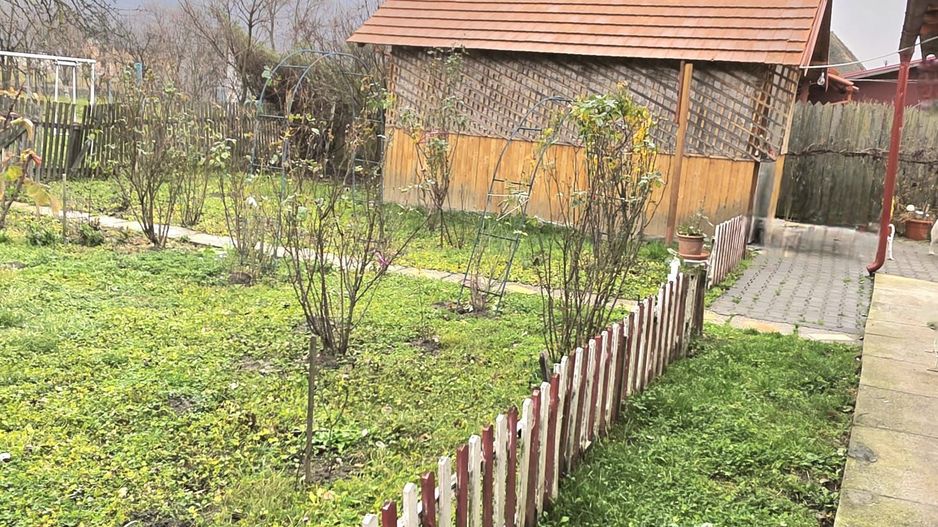 DE VANZARE CASA 5CAMERE ZONA CENTRALA TALMACIU - Poză 28