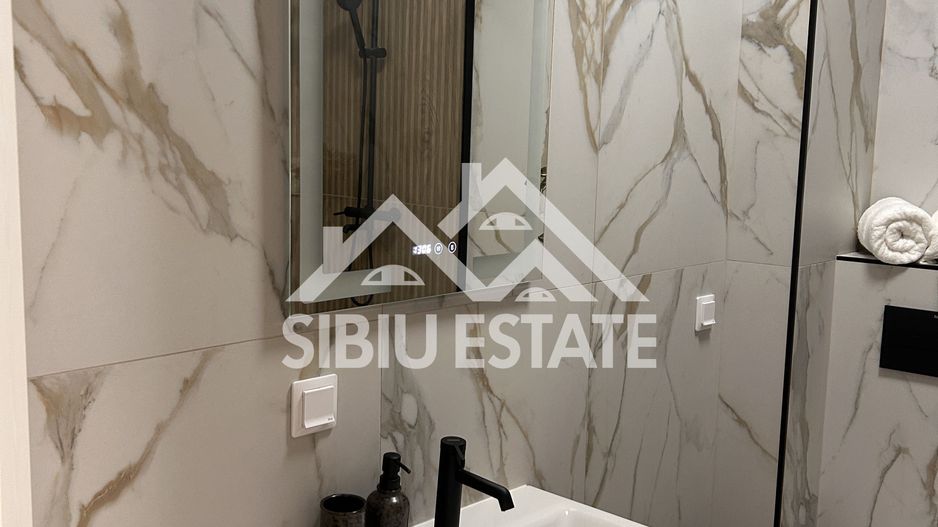 Studio finisat, modern, cu parcare si balcon - Poză 1