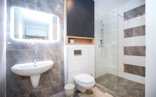 Apartament deosebit cu terasă panoramică – Sanpetru, Str. Sfinții Constantin - Poză 14