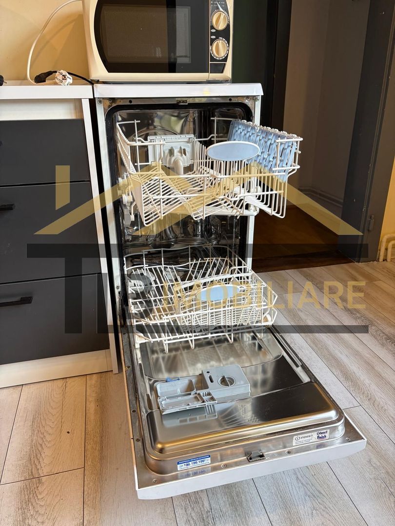 Apartament de 3 camere, 80mp, Zona Ultra-Central - Poză 10