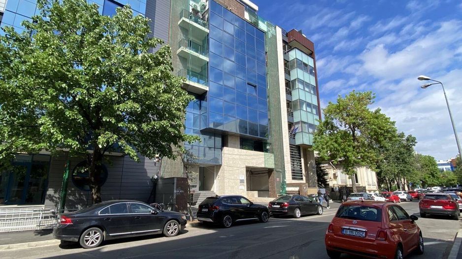 Polona - Duplex 256 mpu, 6 camere, etaje 6+7, panorama, terase 52 mp - Poză 1