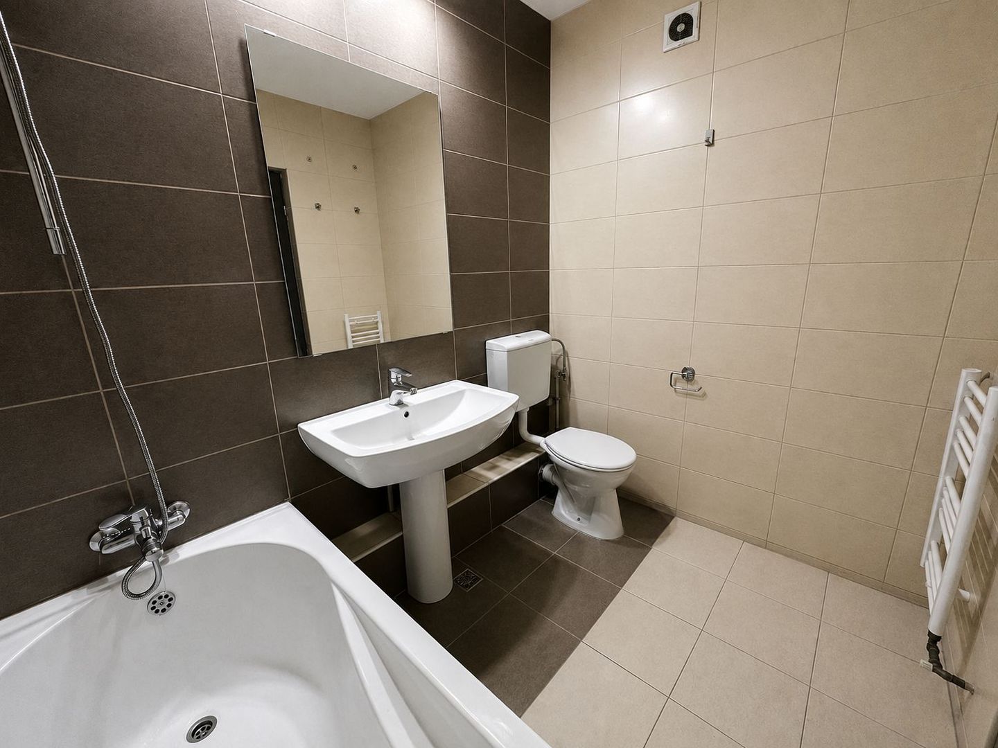 Apartament 2 camere de vanzare Turda Domenii Sector 1 58 mp - Poză 13