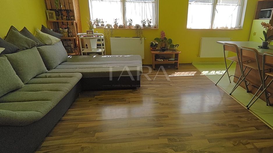 Apartament cu 3 camere și 2 parcări, curte comună, lângă pădure. - Poză 2