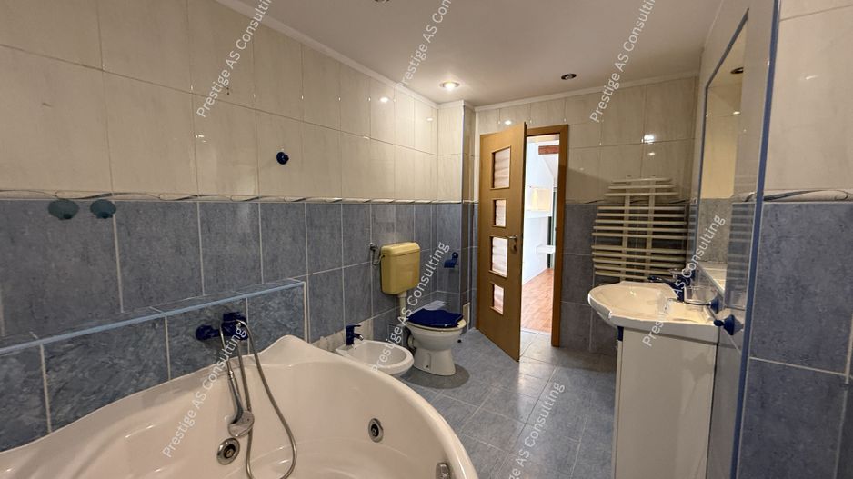 Proprietate versatila | 271 mp utili | renovata complet – Elisabetin, Porumbescu - Poză 20