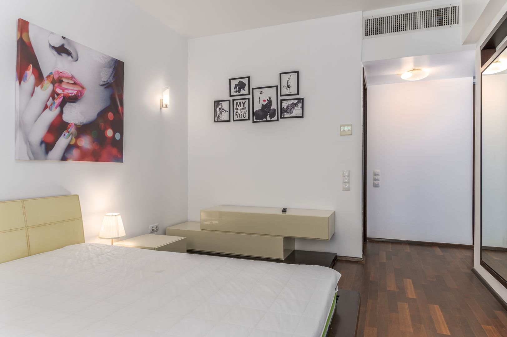 4 camere| semineu| piscina interioara | sauna | sala de sport| parcare - Poză 12