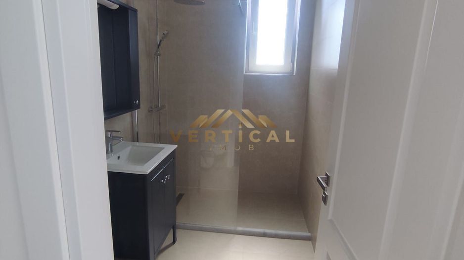 casa in comunitate - Poză 8