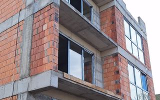 Ap.3 Cam.Nr.1-Et.1 .BL.Nou, cartier Traian-Cecilia Storck , Rm.VL - Poză 3