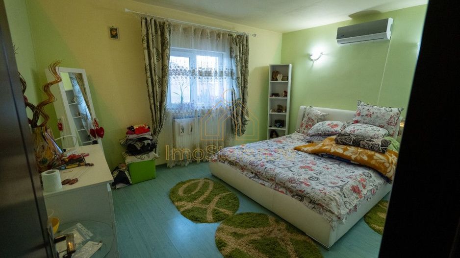 Casă modernă și cochetă cu grădină frumoasă în Techirghiol - Poză 4