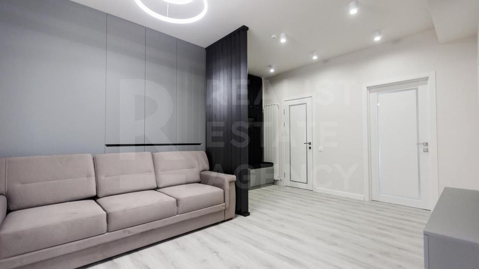 Vânzare, apartament, 2 camere + living, strada Jubiliară, Codru - Poză 7