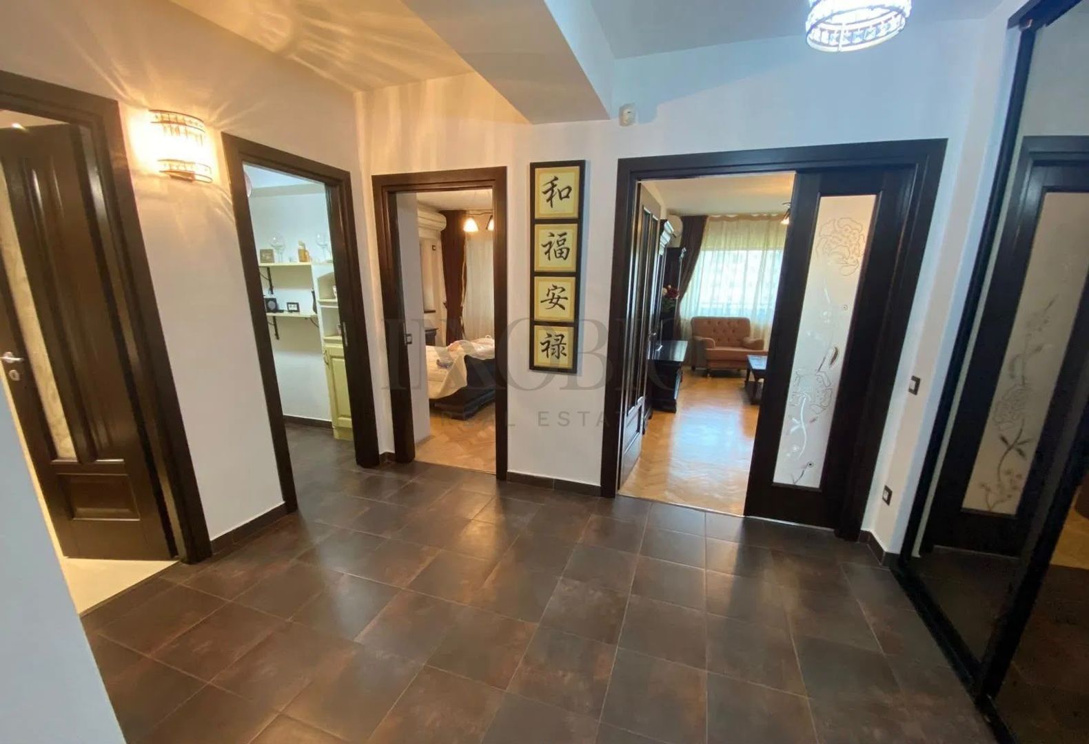Apartament 2 camere renovat | Loc de parcare | Bd. Unirii - Poză 4