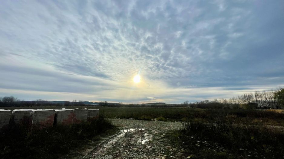 CASA LA ROȘU 220 MP | ZONA RETRASA CU VEDERE PANORAMICA| MARGINEA - Poză 9