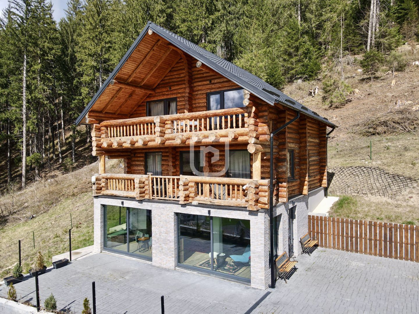 Pensiune/Casa 4 dormitoare | Gura Humorului | Bucovina - Poză 1