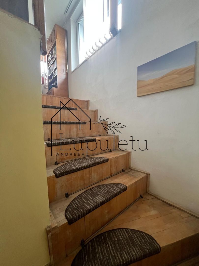 Casă de Vanzare | 200 MPU | Teren 305 MPU | Ultracentral - Poză 24