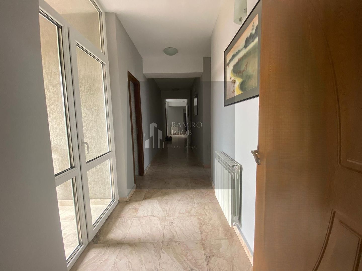 Apartament 220mp utili +terasa 210mp -bloc2010 Unirii -Pasaj Marasesti - Poză 7