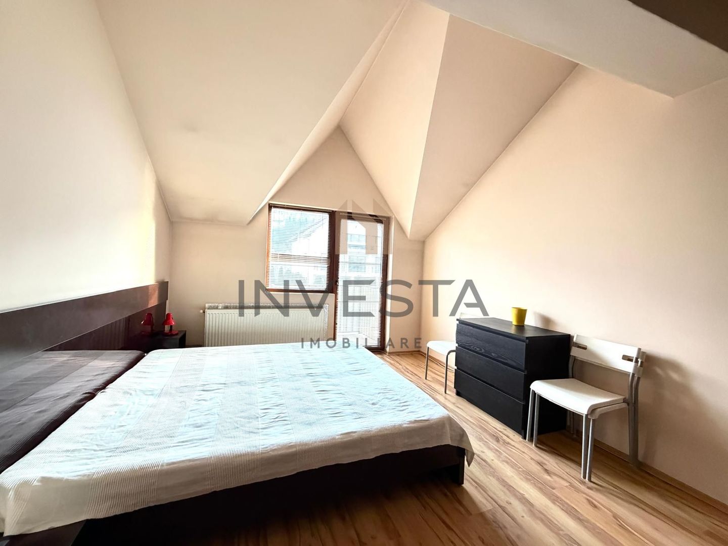 Apartament cu 2 camere in cartierul Andrei Muresanu ! - Poză 3