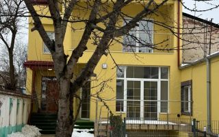 Vila de închiriat  ideală pentru activități educaționale sau office - Poză 2