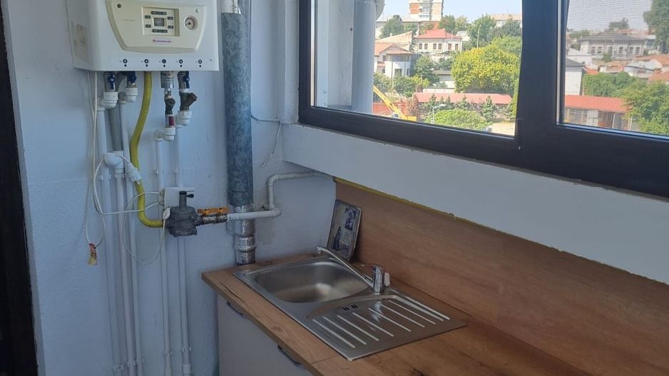 De inchiriat apartament cu 2 camere bloc nou, zona Garii, et.5, 360 Euro - Poză 1